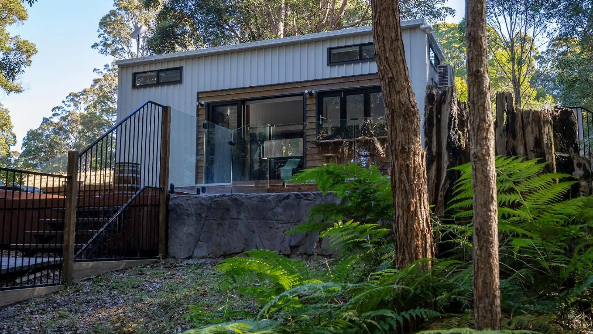 Krishna Farm Retreat Villa Coolabine
